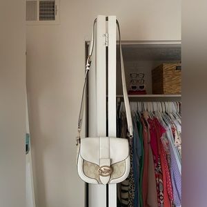 Georgie Saddle Bag in Signature Canvas